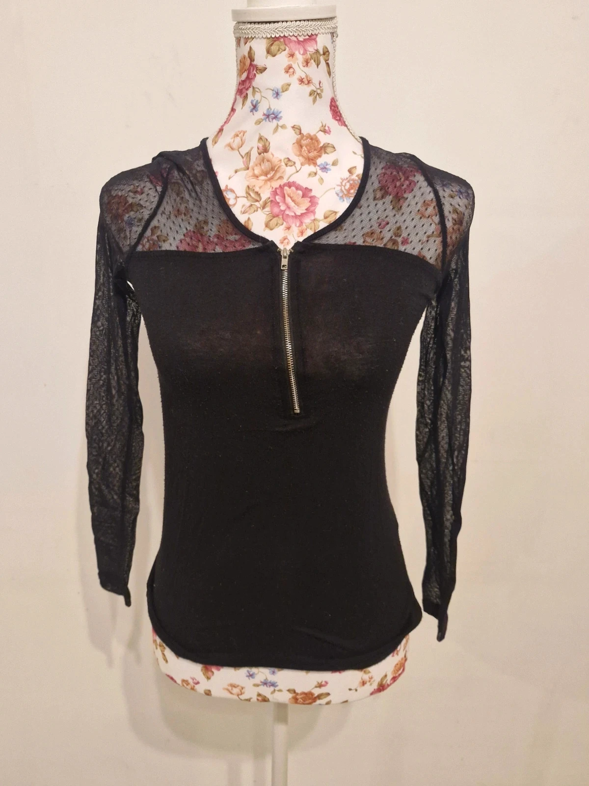 T-shirt avec dentelle